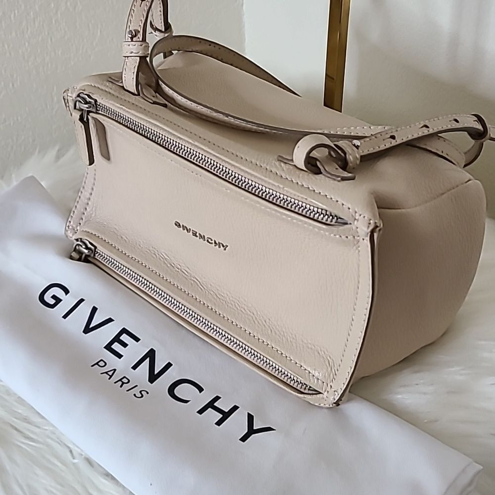 💯 Authentic Givenchy Pandora Mini - Nude Pink 🍀 - Picture 16 of 16